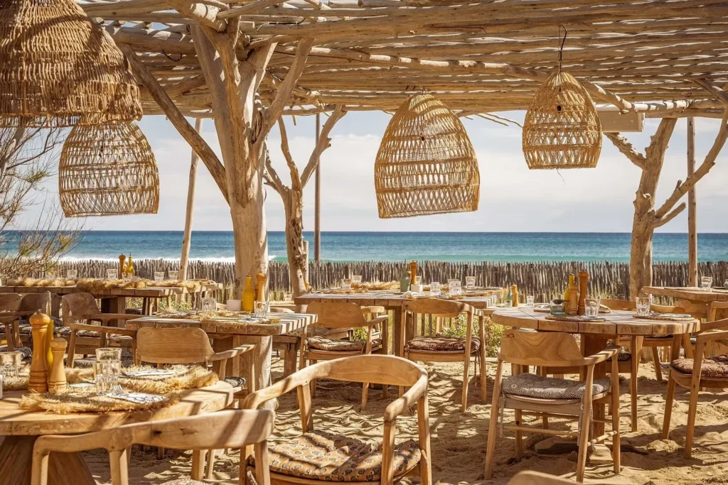 Saint-Tropez luxury villas and beach services