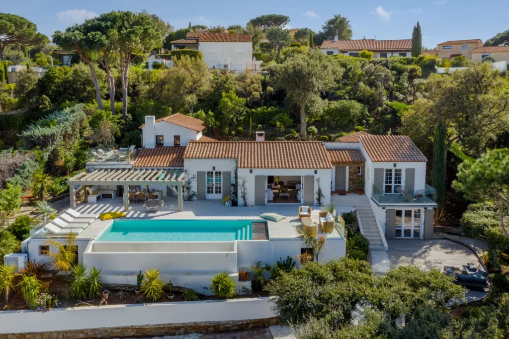 Villa Evissa - Photo 1